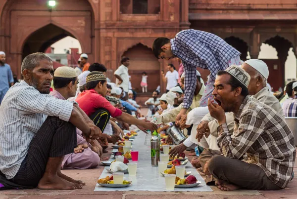 11 Muslims Arrested for Eating in Public During Ramadan in Nigeria